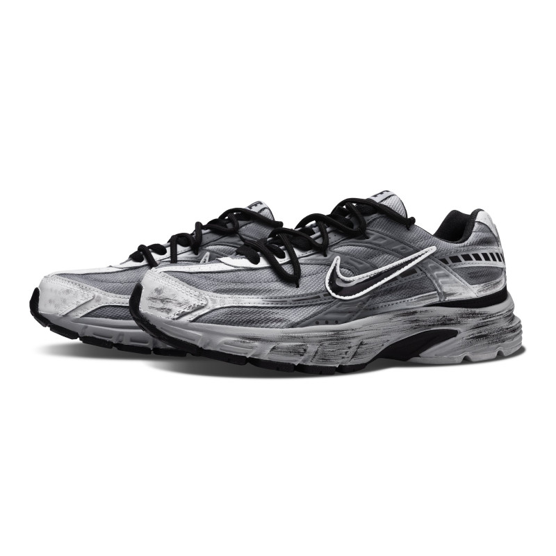 Nike Initiator