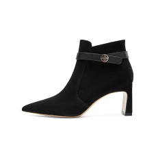 NINE WEST