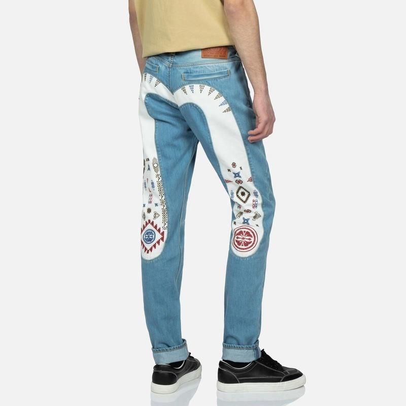 EVISU M