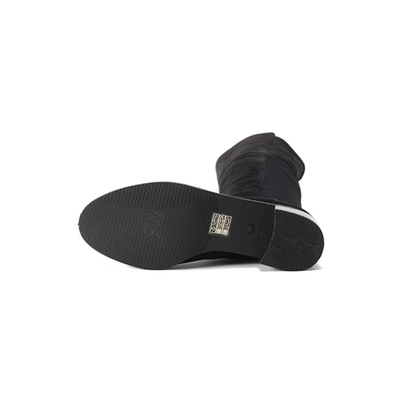 stuart weitzmanSW SW RESERVE 5050