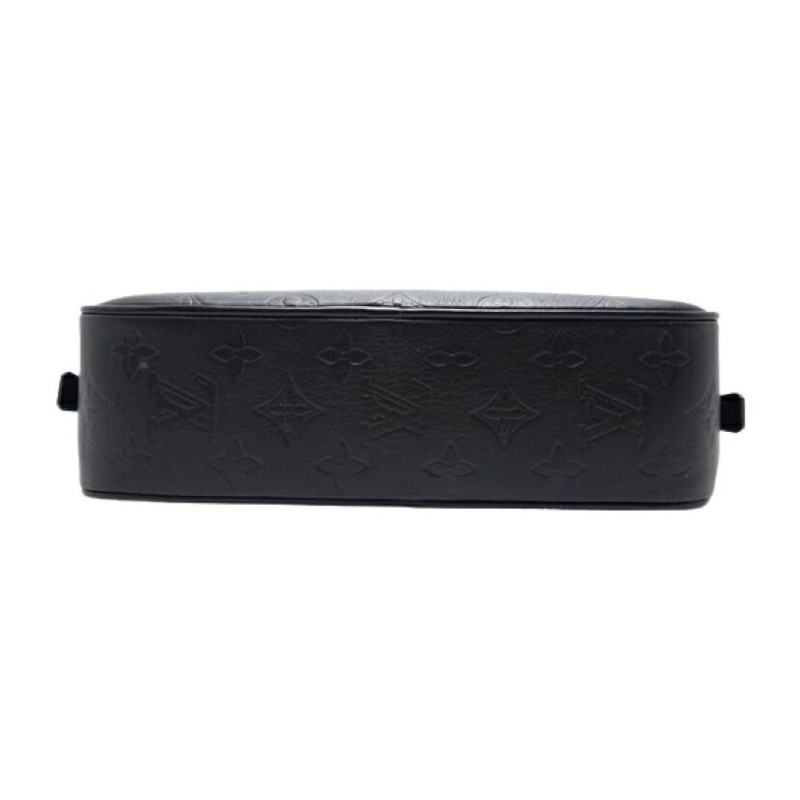 LOUIS VUITTON Shadow