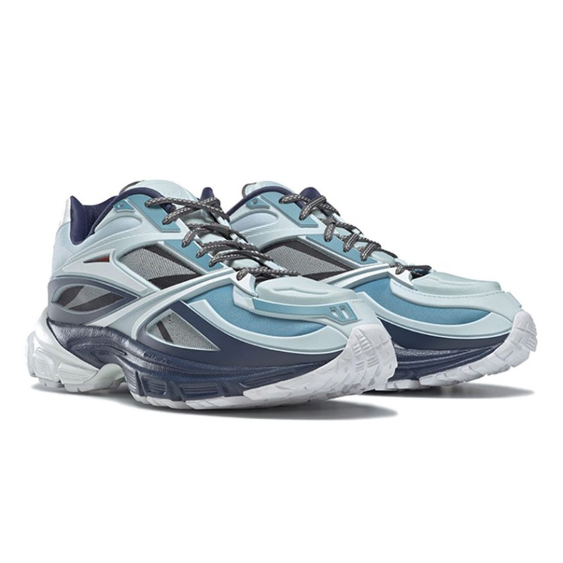 Reebok Road Modern Premier