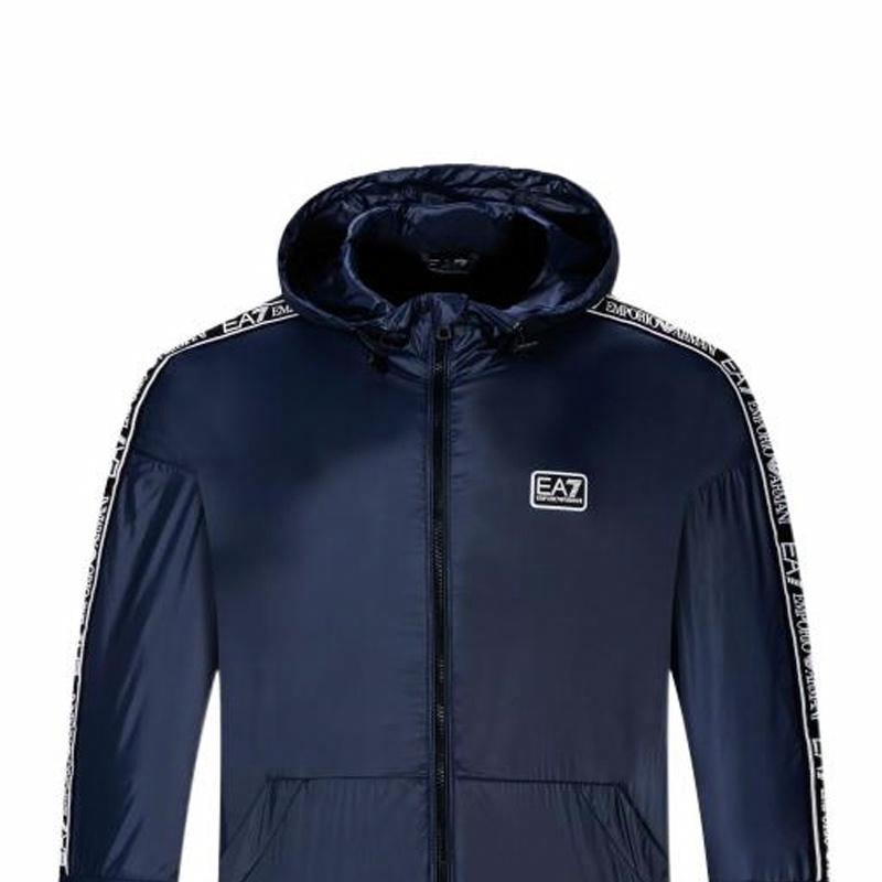 EMPORIO ARMANI SS22 Logo
