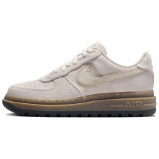 Nike Air Force 1 LUXE