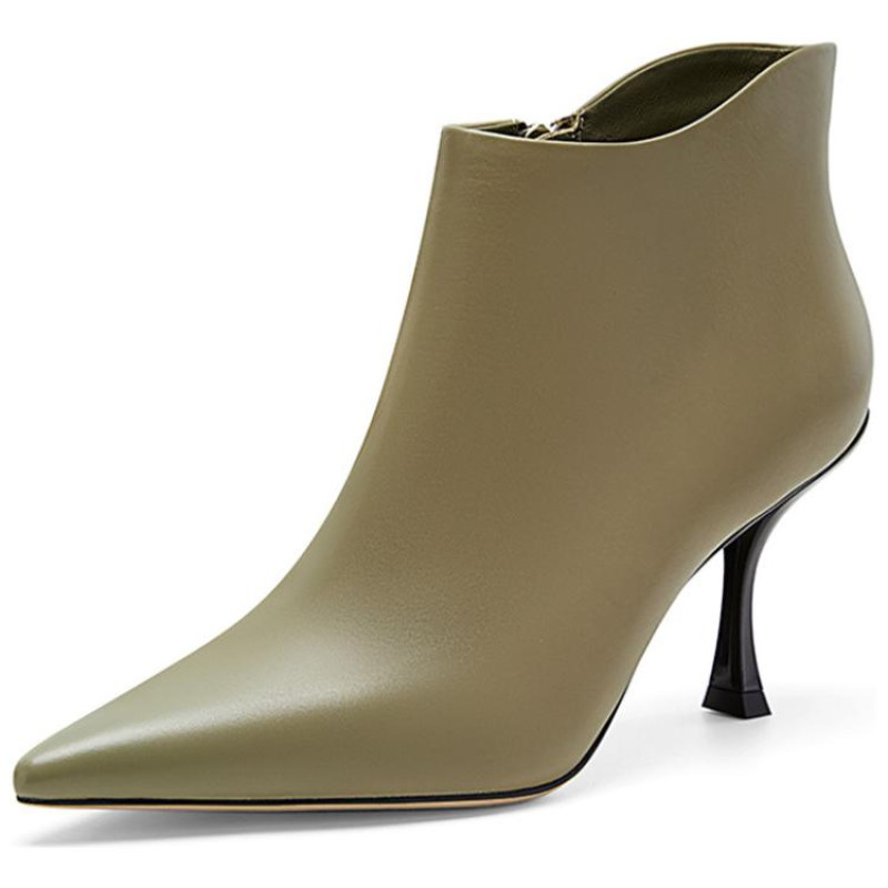 NINE WEST