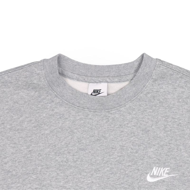 Nike Sportswear Club