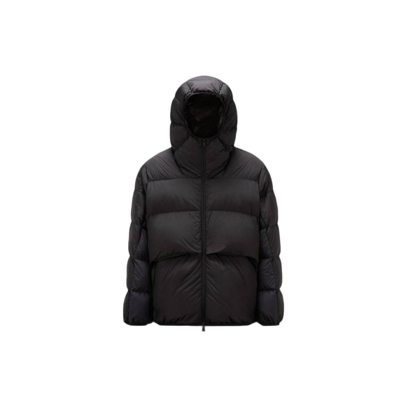 Moncler FW23 Alnair Short Down Jacket Logo