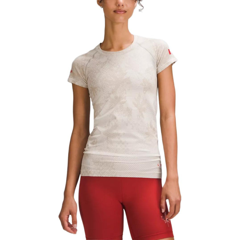 lululemon Team CanadaSwiftly Tech CPC Logo Silverescent T