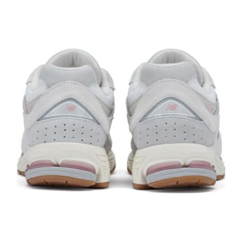 New Balance NB 2002R Gore-Tex