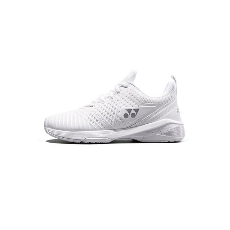 YONEX
