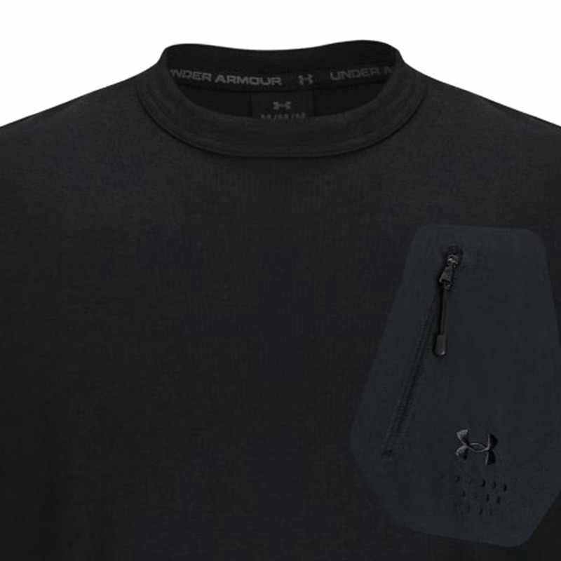 Under Armour T