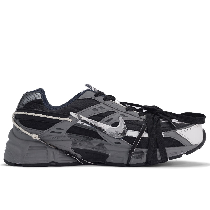 Nike Initiator