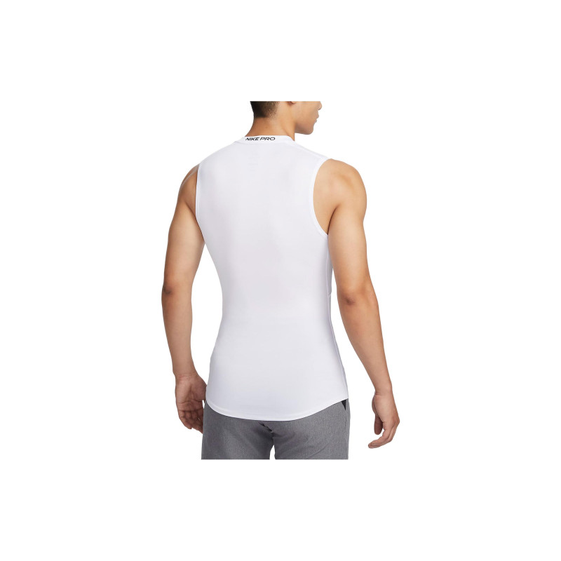 Nike Pro T