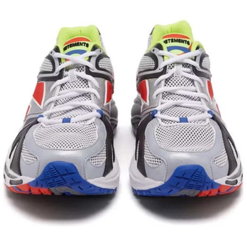 Vetements Spike Runner 200 x Reebok