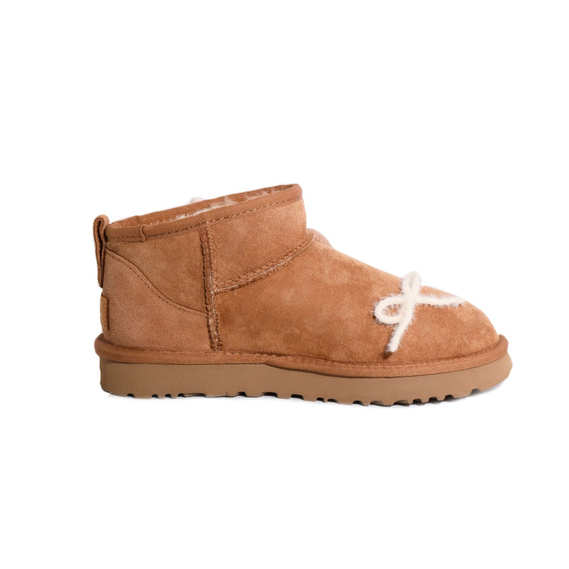 UGG CLASSIC ULTRA MINI