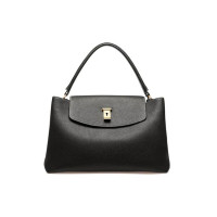 BALLY Layka
