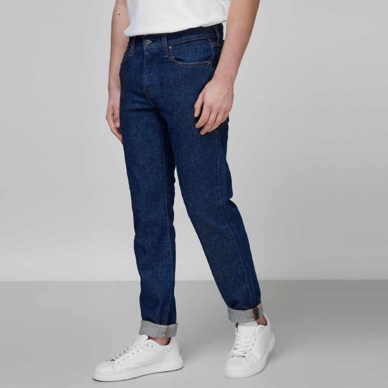 Levis
