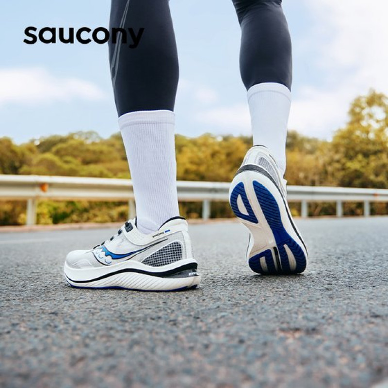 Saucony Slay
