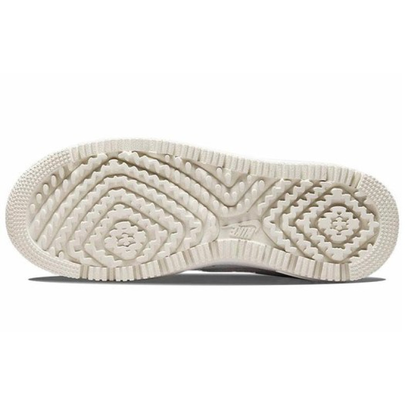 Nike Air Force 1 Low summit white
