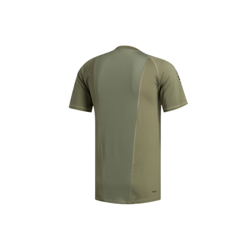 adidas T
