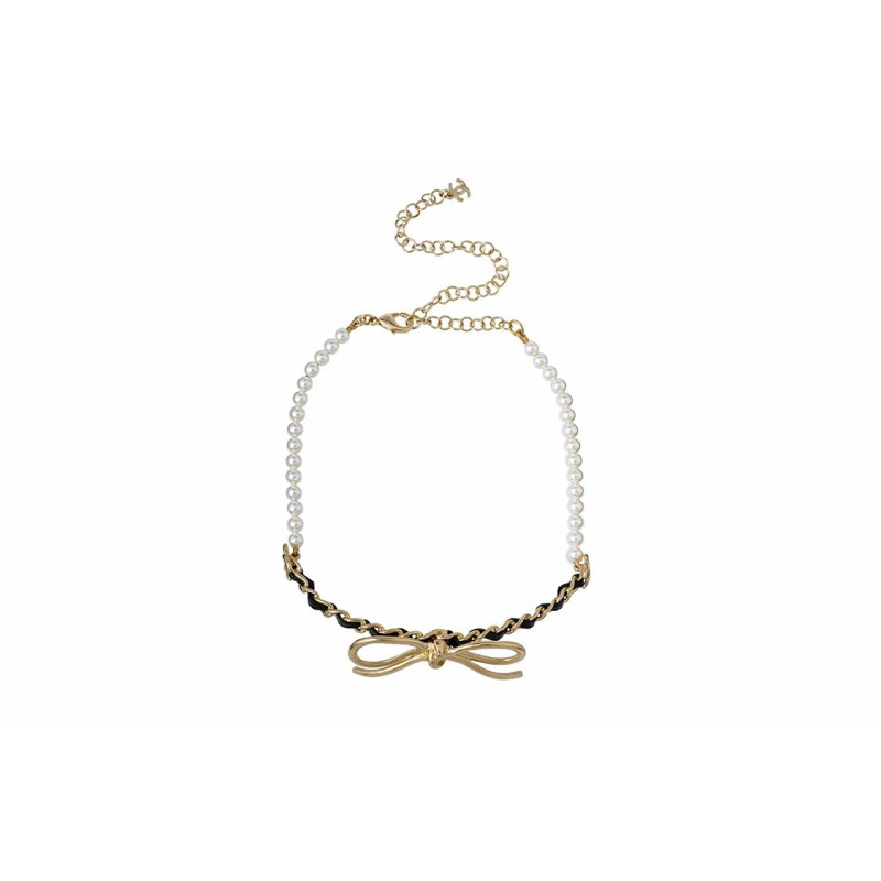 CHANEL Chocker