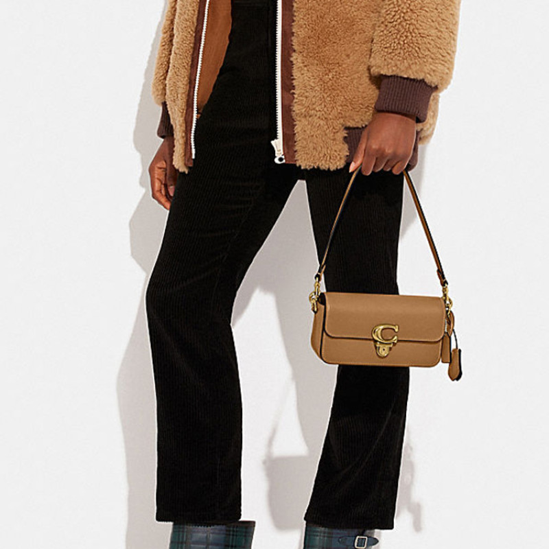 COACH Studio 20 C