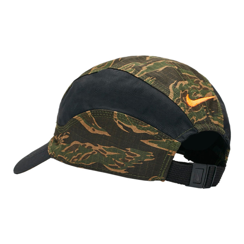 Nike NRG x Carhartt WIP
