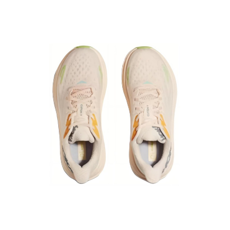 HOKA ONE ONE