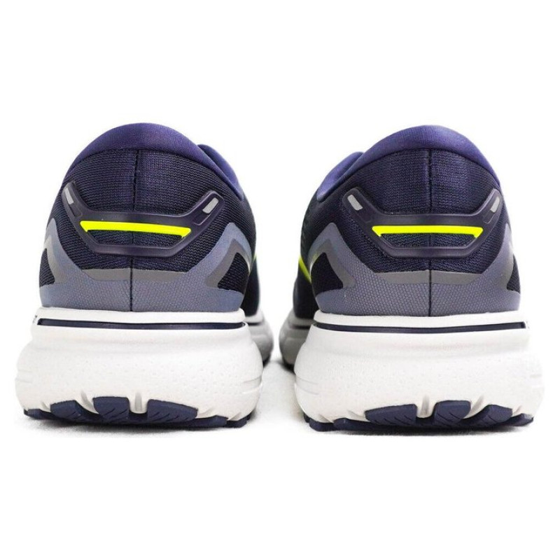 Brooks Ghost 15