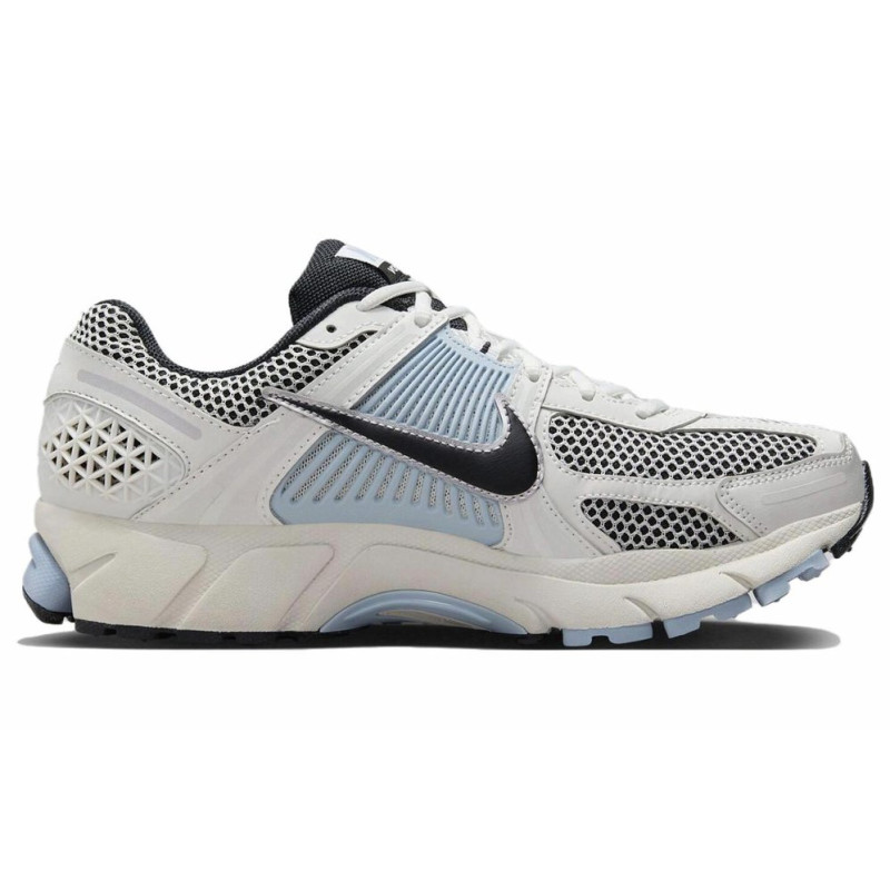 Nike Air Zoom Vomero 5 