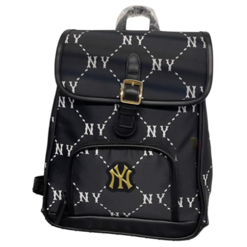 MLB )