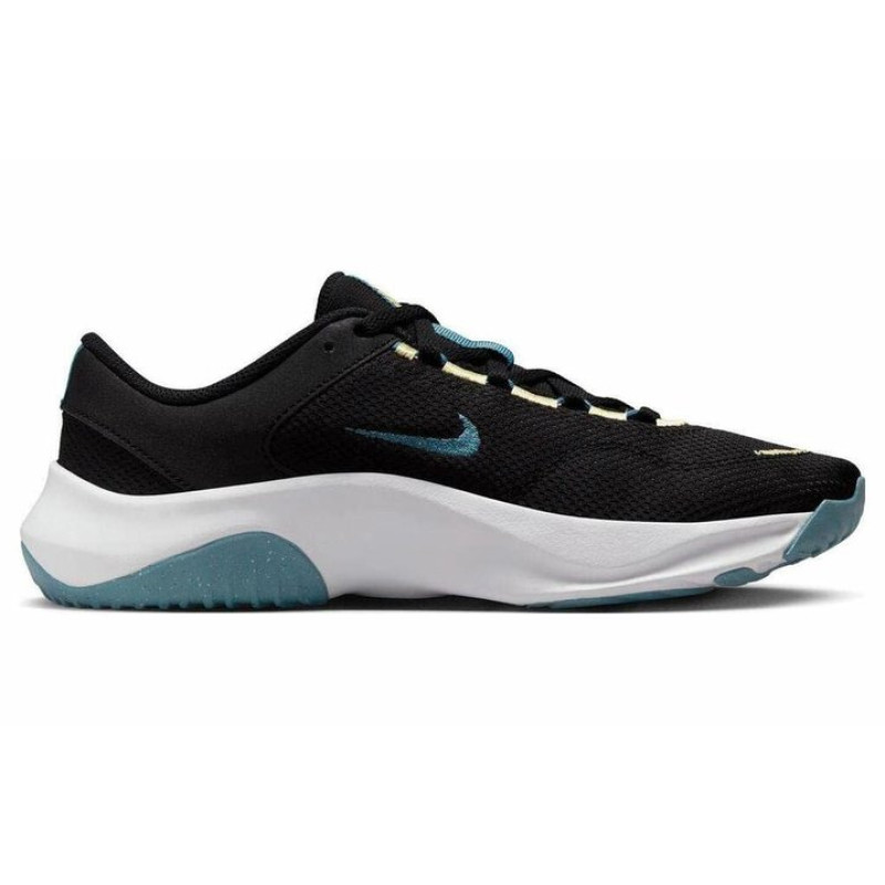 Nike Legend Essential 3 Next Nature