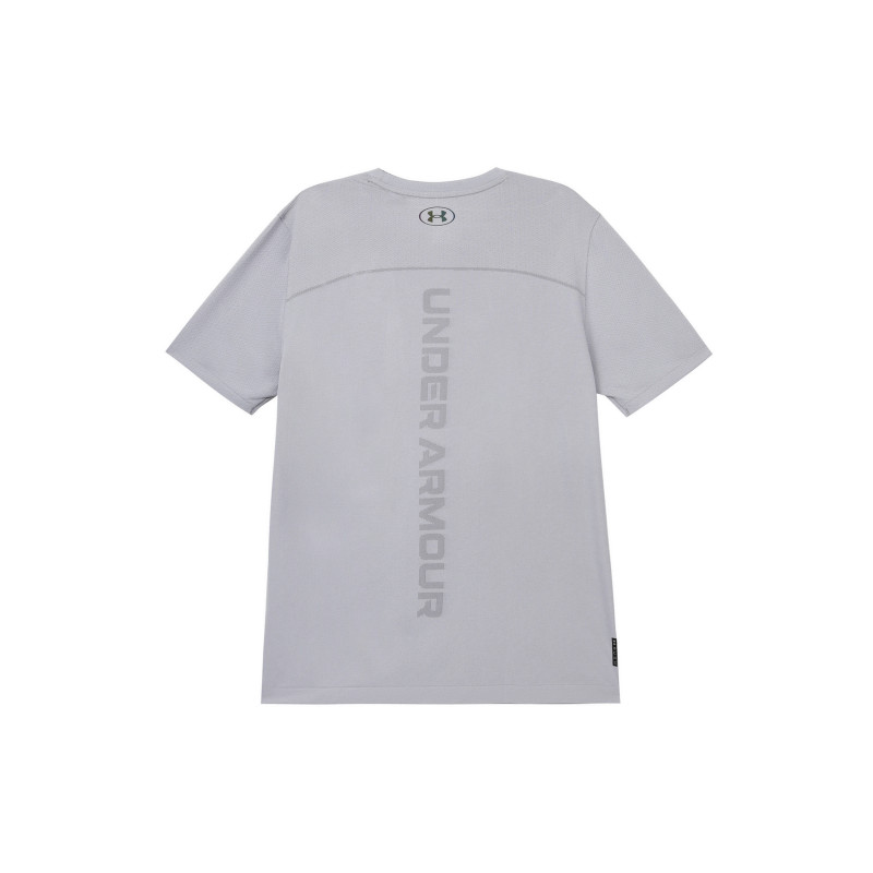 Under Armour T