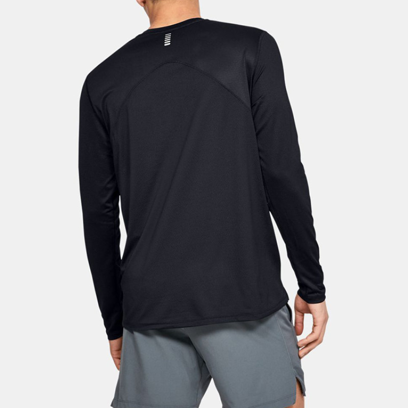 Under Armour T