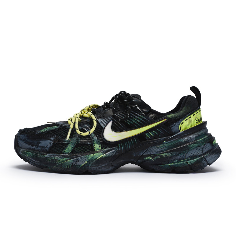 Nike V2K Run 811