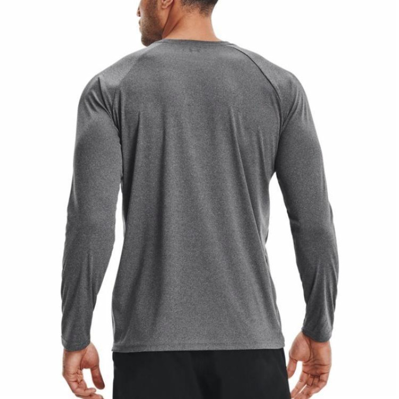 Under Armour T