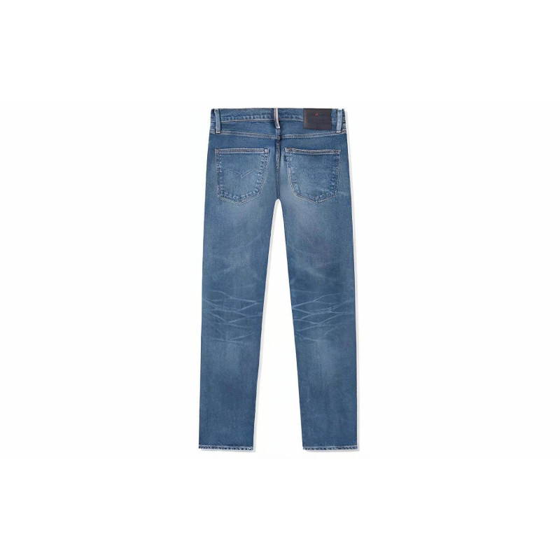 Levis