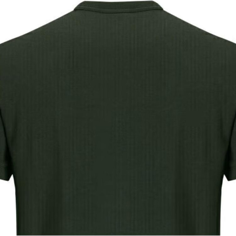 Under Armour T