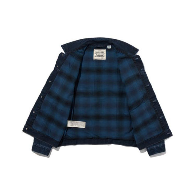 Levis