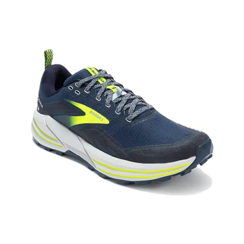 Brooks Cascadia 16