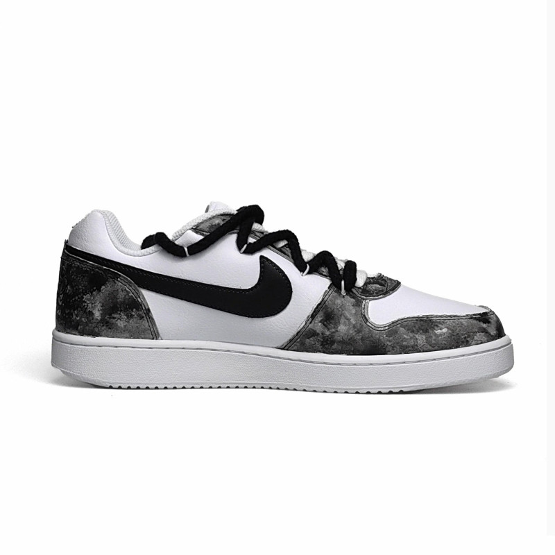 Nike EBERNON