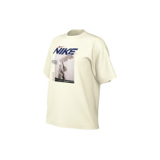 Nike T