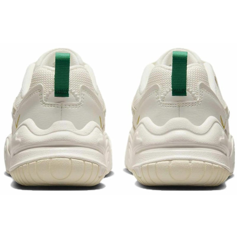 Nike Tech Hera