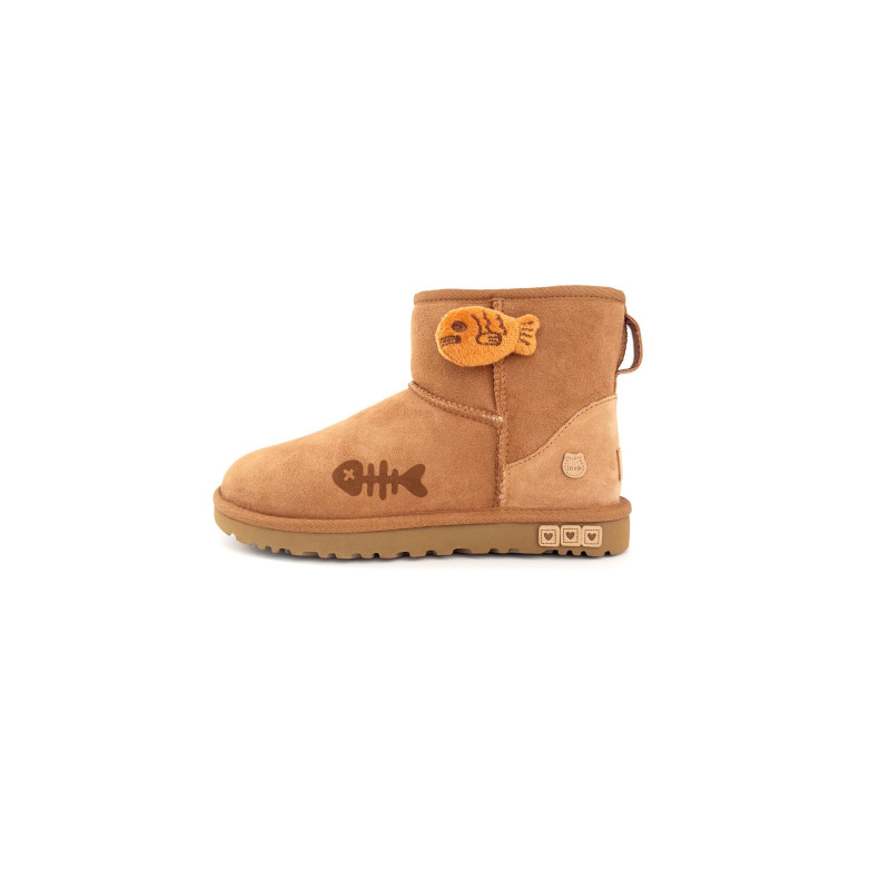 UGG CLASSIC MINI