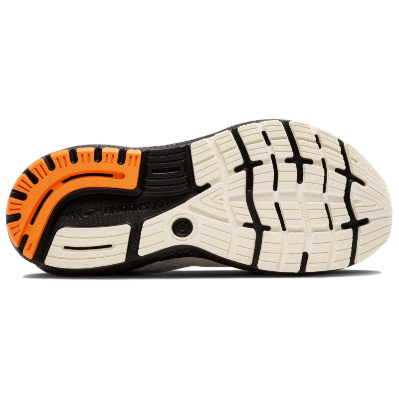 Brooks Ghost16