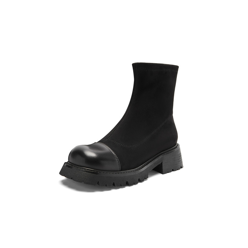 NINE WEST