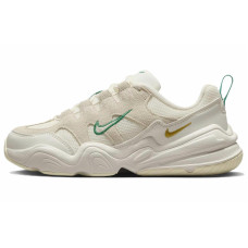 Nike Tech Hera