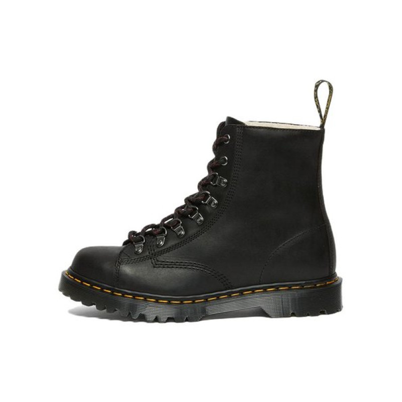 Dr.Martens 8