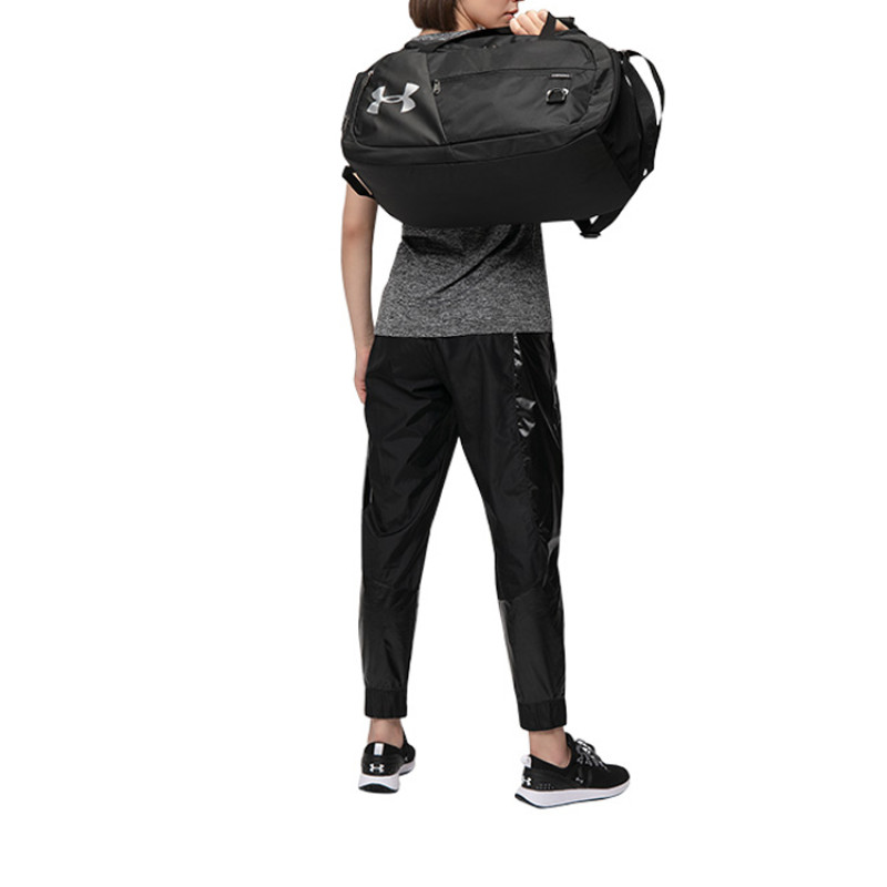 Under Armour T