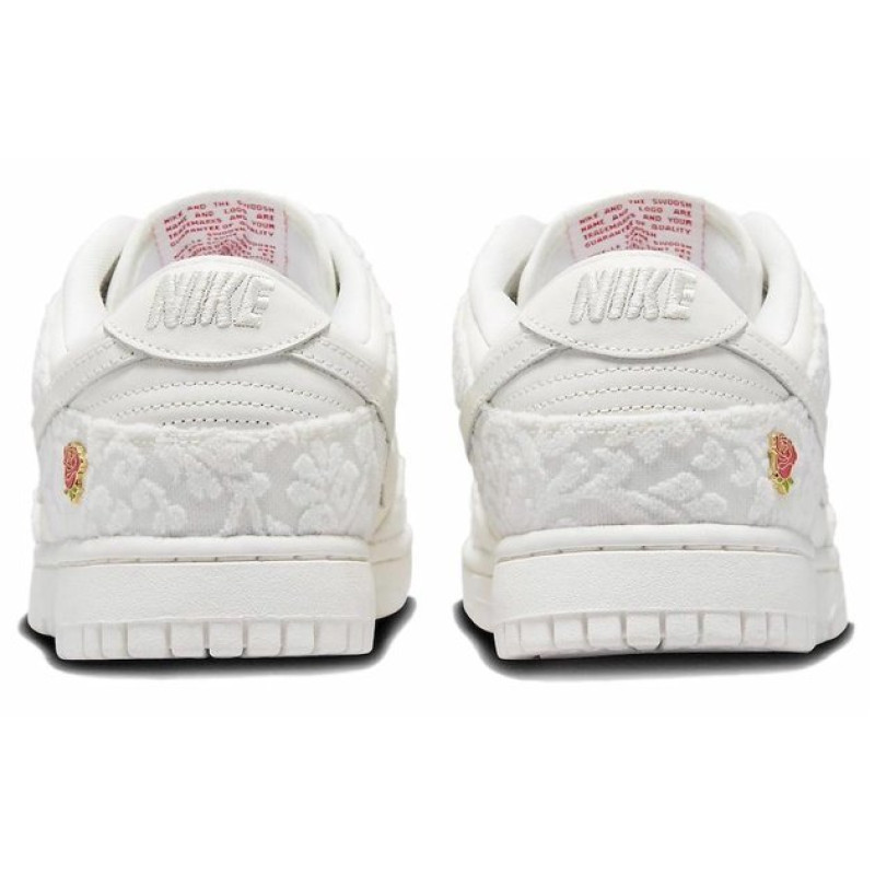 Nike Dunk WMNS Give Her Flowers